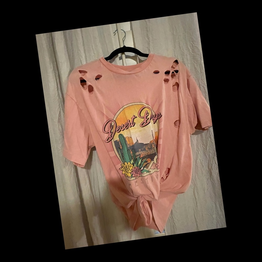 Vintage distressed desert vibes Oversized cuteness of a shirt !!!